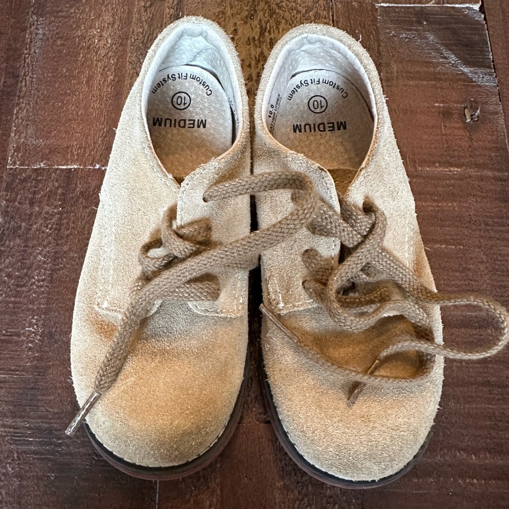 Footmates suede Bucky Oxford shoe